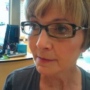 Meet your Posher, Kay